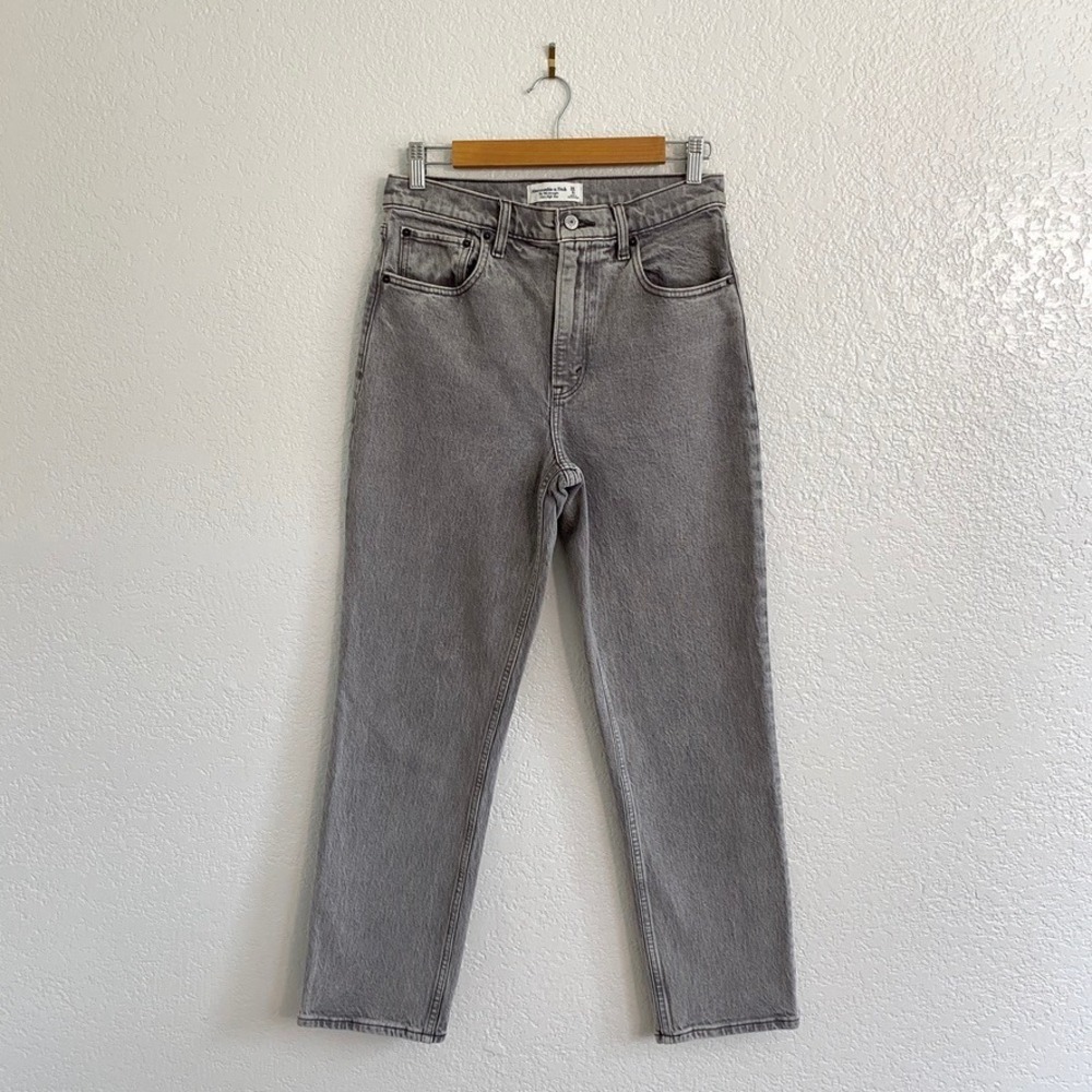 Abercrombie & Fitch‎ The 90s Straight Ultra High Rise Gray Wash Jeans Womens 28